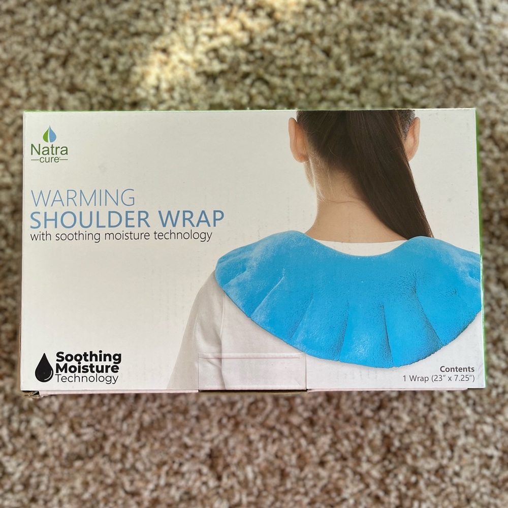Warming Shoulder Wrap with Soothing Moisture Technology